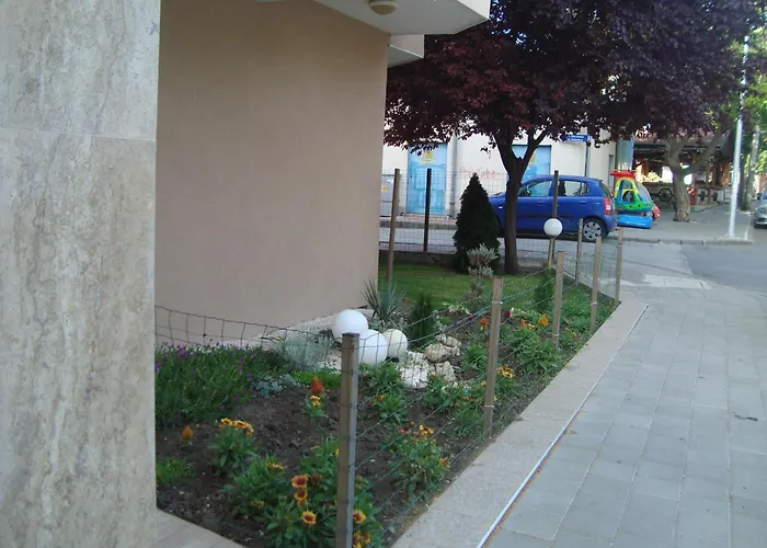 астра Хотел