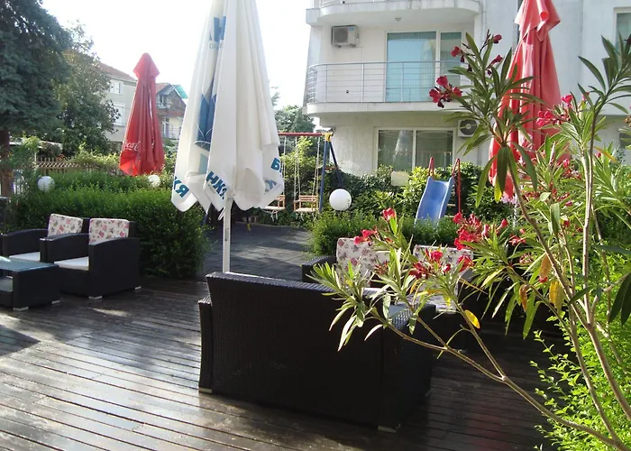 Хотел астра 2*