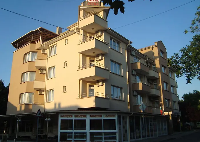 астра Равда