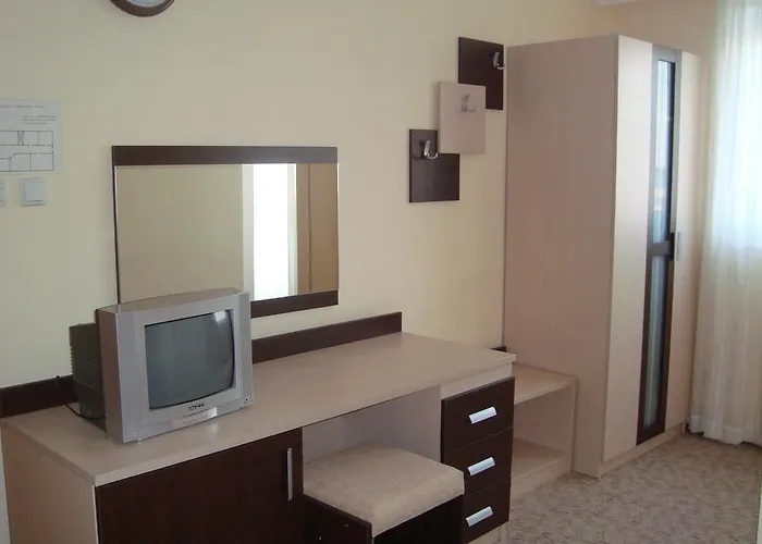 астра 2* Равда