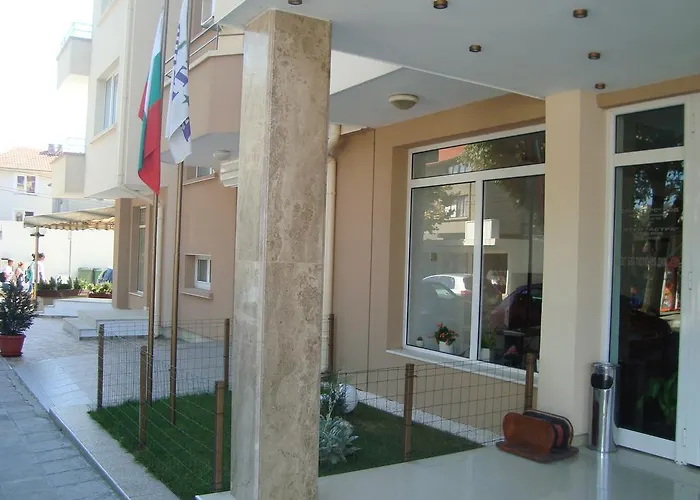 астра Хотел 2*