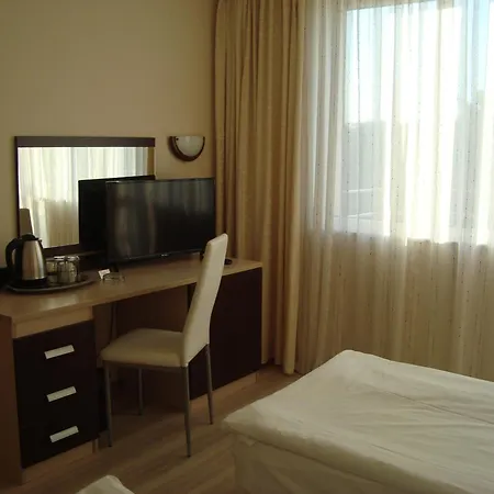Hotel Astra 2*